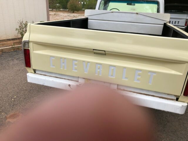 Chevrolet C-10 1968 image number 2