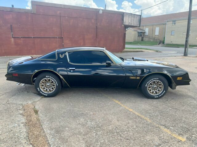 Pontiac Trans Am 1977 image number 25