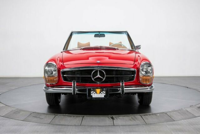 Mercedes-Benz SL-Class 1971 image number 23