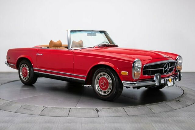 Mercedes-Benz SL-Class 1971 image number 34