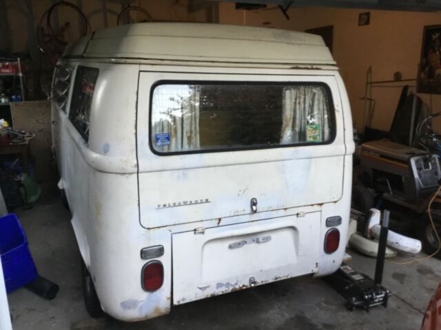 Volkswagen Bus/Vanagon 1971 image number 20