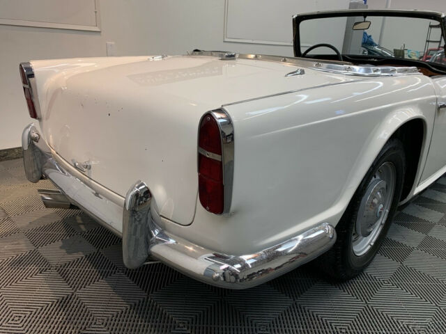 Triumph TR4 1963 image number 18