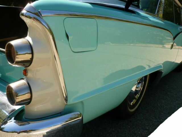 Dodge Coronet 1955 image number 2