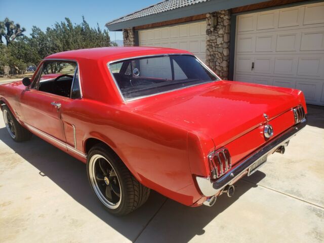 Ford Mustang 1965 image number 26