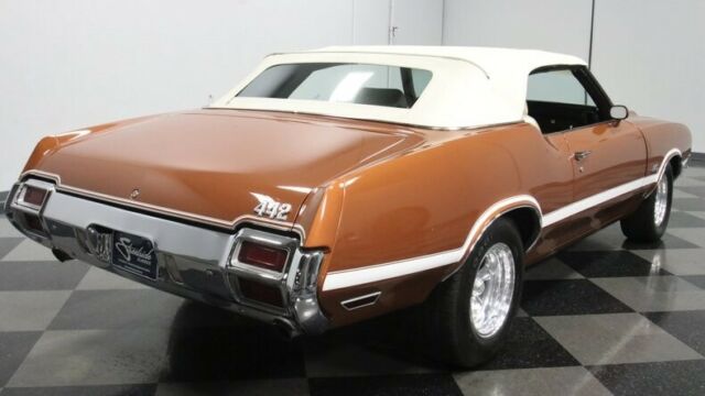 Oldsmobile Cutlass 1971 image number 12