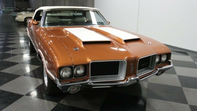 Oldsmobile Cutlass 1971 image number 17