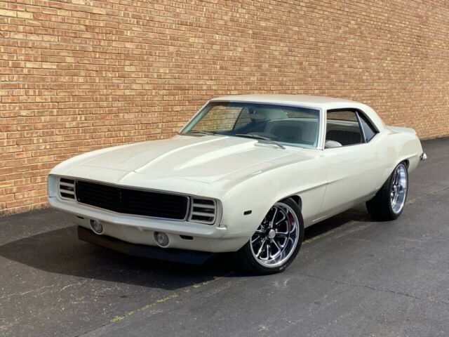 Chevrolet Camaro 1969 image number 2