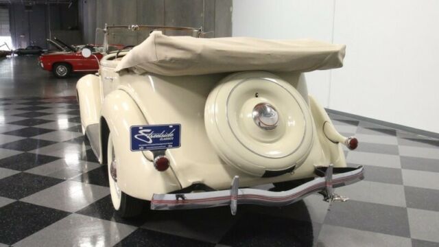 Ford Phaeton 1936 image number 10