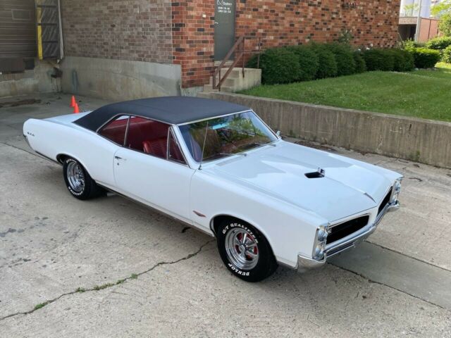 Pontiac GTO 1966 image number 17