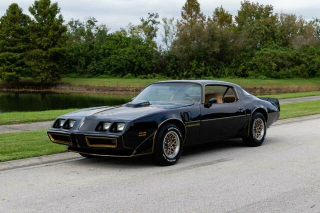 Pontiac Trans Am 1979 image number 1