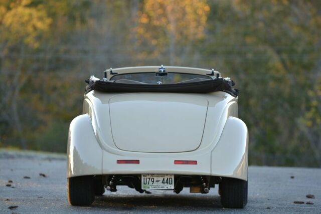 Ford Street Rod Convertible 1937 image number 11