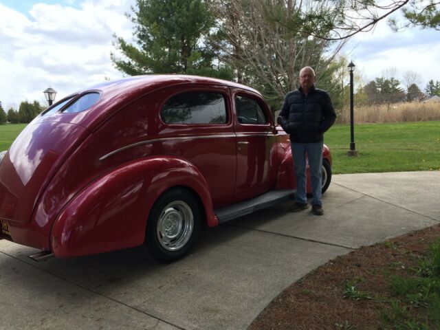 Ford Tudor 1940 image number 47