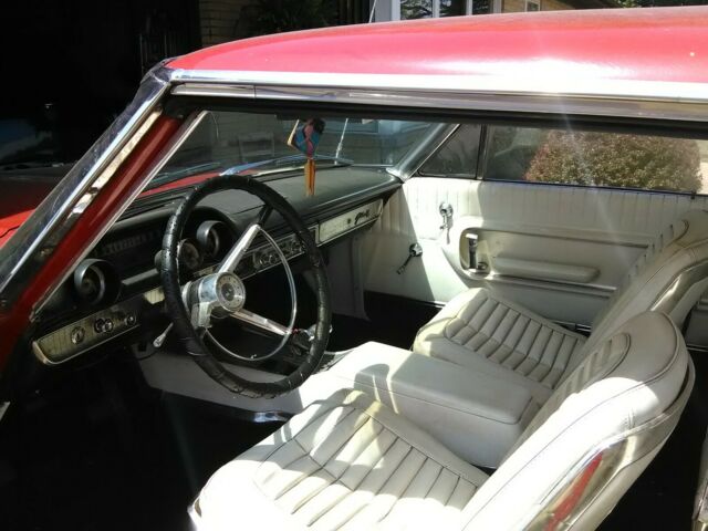 Ford Galaxie 1963 image number 1