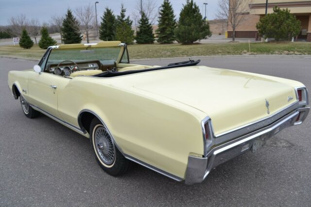 Oldsmobile Cutlass 1966 image number 30