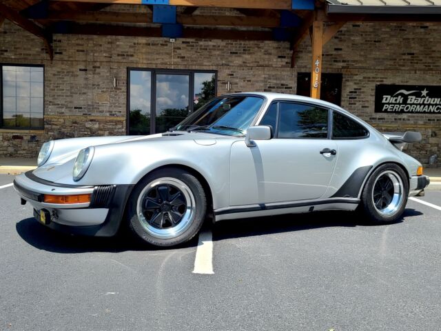 Porsche 911 1979 image number 1