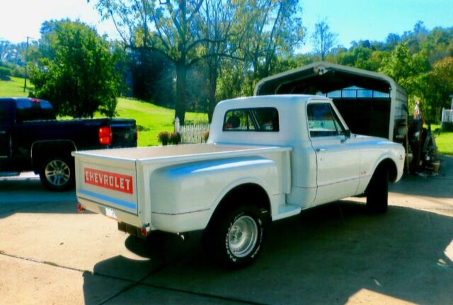 Chevrolet C-10 1967 image number 1