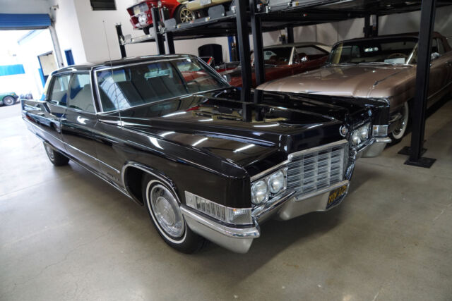 Cadillac Fleetwood 60 Special Sedan 1969 image number 4