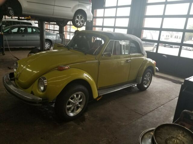 Volkswagen Beetle - Classic 1975 image number 0