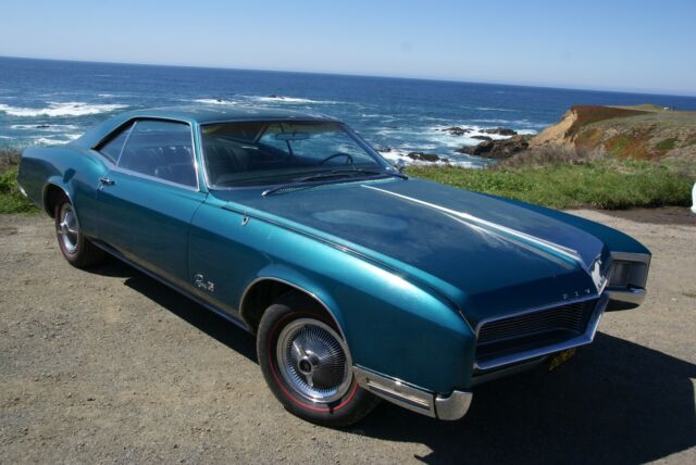 Buick Riviera 1966 image number 0