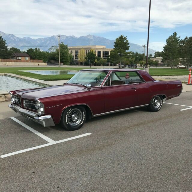 Pontiac Grand Prix 1963 image number 2