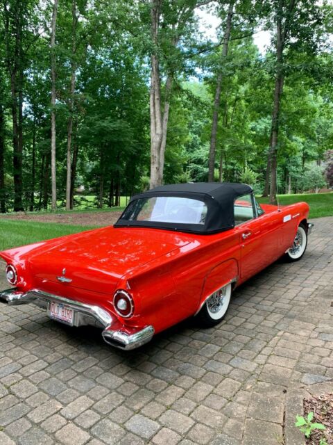 Ford Thunderbird 1957 image number 10