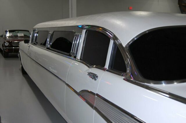 Chevrolet 4 Dr. Limousine 1957 image number 14