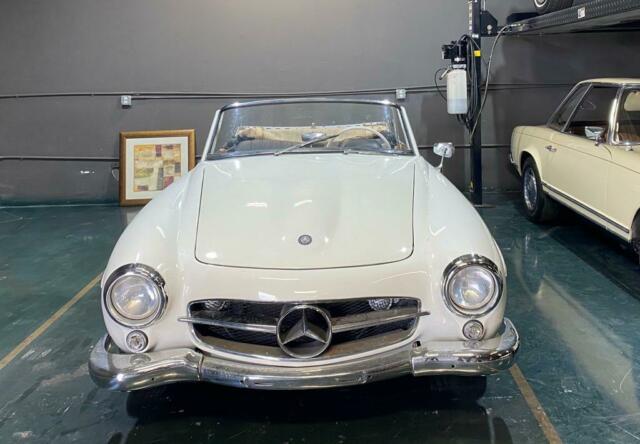 Mercedes-Benz SL-Class 1958 image number 1