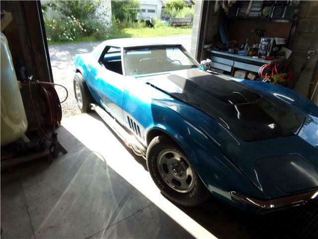 Chevrolet Corvette 1968 image number 21