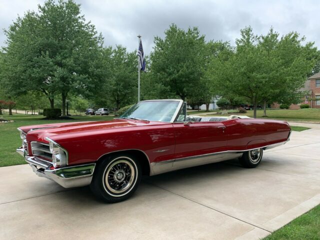 Pontiac Bonneville 1965 image number 12