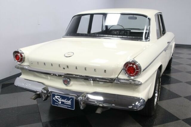 Studebaker Lark 1963 image number 12