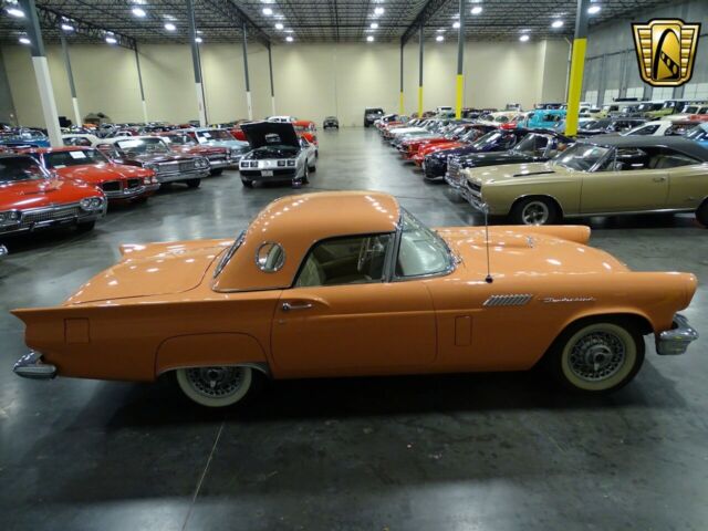 Ford Thunderbird 1957 image number 17