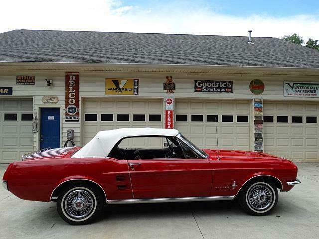 Ford Mustang 1967 image number 1