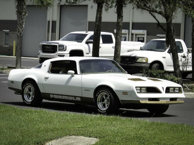 Pontiac Firebird 1978 image number 11