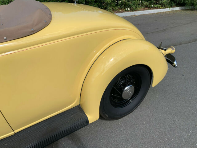 Ford Deluxe Roadster 1936 image number 15