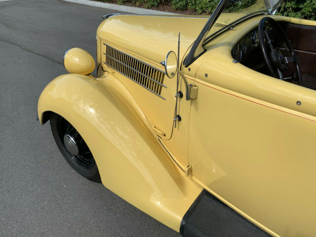 Ford Deluxe Roadster 1936 image number 17