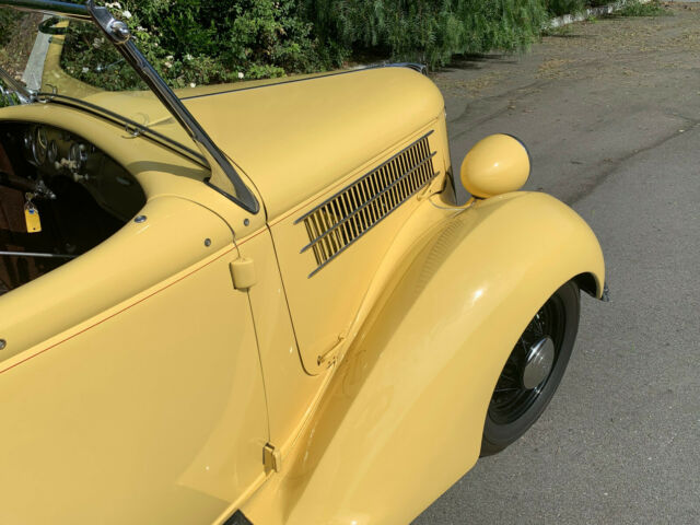 Ford Deluxe Roadster 1936 image number 33