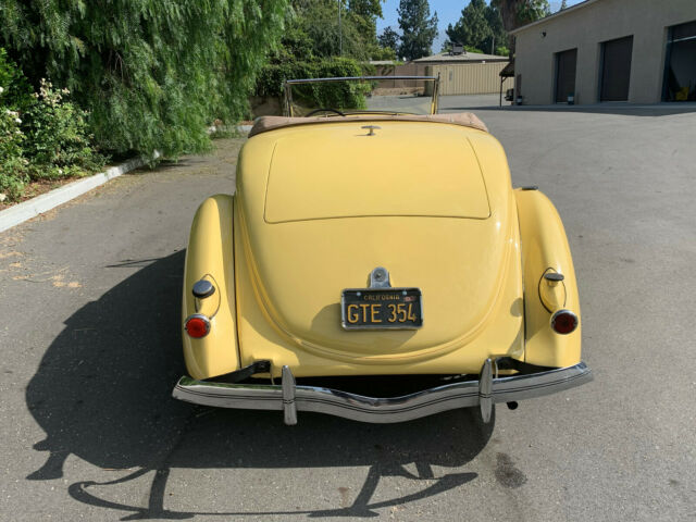 Ford Deluxe Roadster 1936 image number 34