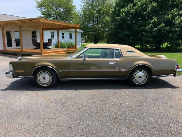 Lincoln Continental 1974 image number 31