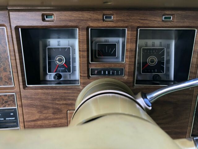 Lincoln Continental 1974 image number 40