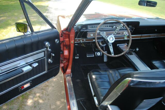 Ford Galaxie 1966 image number 25