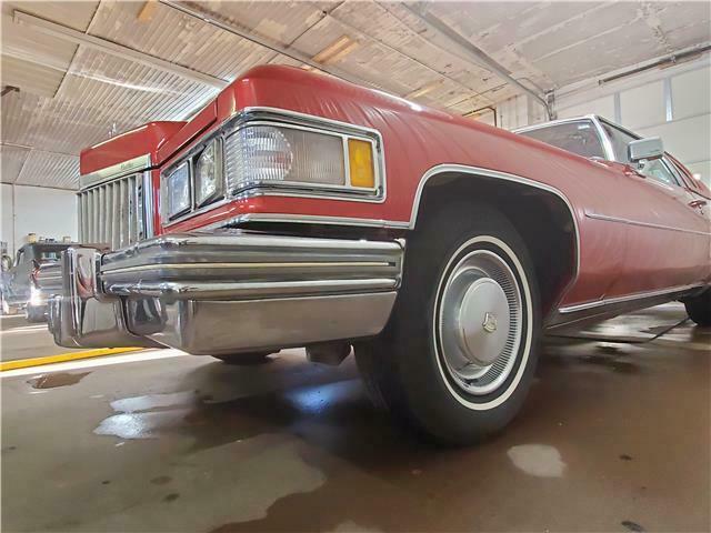 Cadillac DeVille 1975 image number 40