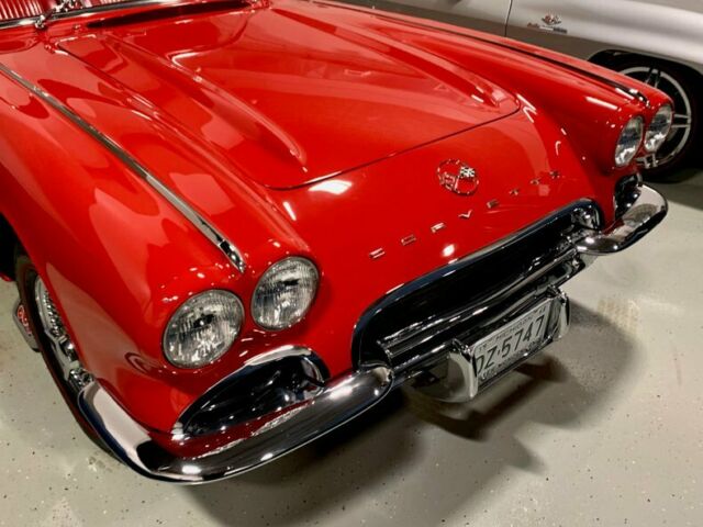 Chevrolet Corvette 1962 image number 33