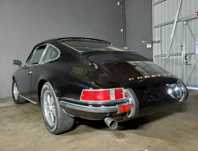 Porsche 911 1970 image number 1