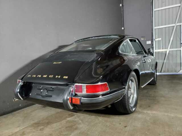 Porsche 911 1970 image number 23