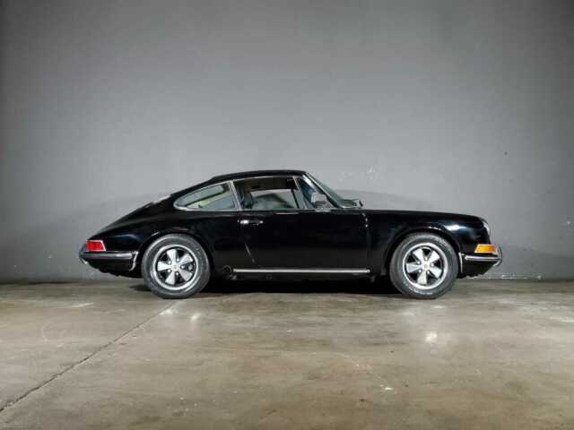 Porsche 911 1970 image number 29