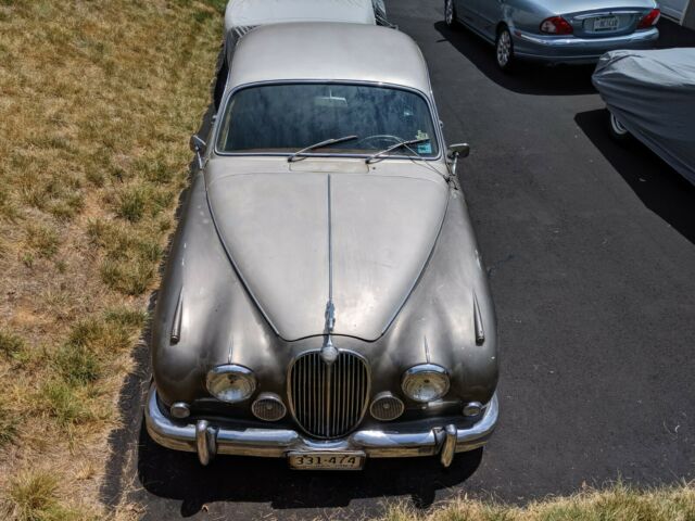 Jaguar MK2 1963 image number 1