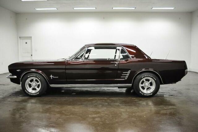 Ford Mustang 1966 image number 27