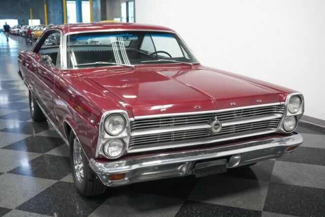 Ford Fairlane 1966 image number 18