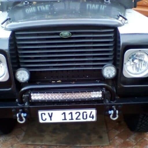 Land Rover Defender 1976 image number 0