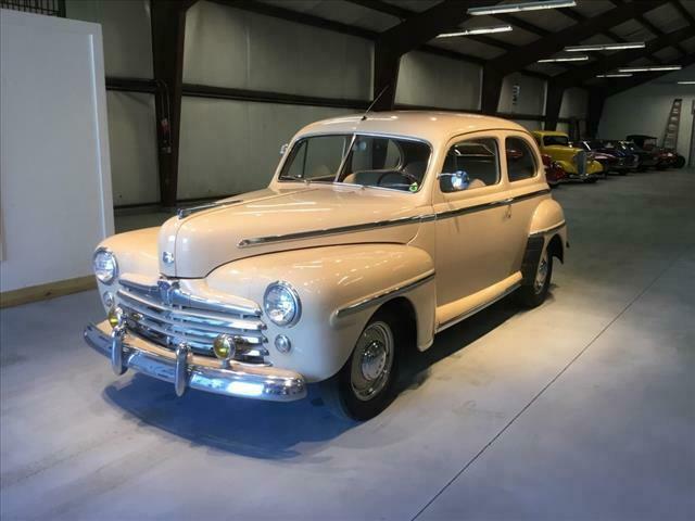 Ford DELUXE 1947 image number 2